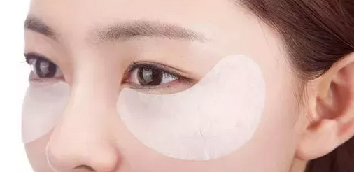 眼膜和眼霜的效果有什么不一樣？區(qū)別在哪里？