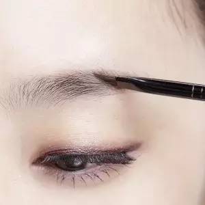 眉毛如何畫才好看？畫好眉毛的方法！